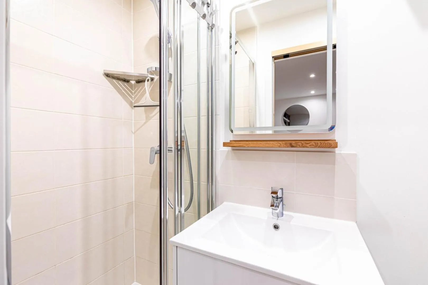 Apartment Guestready - Cosy Parisian Charm For Two *